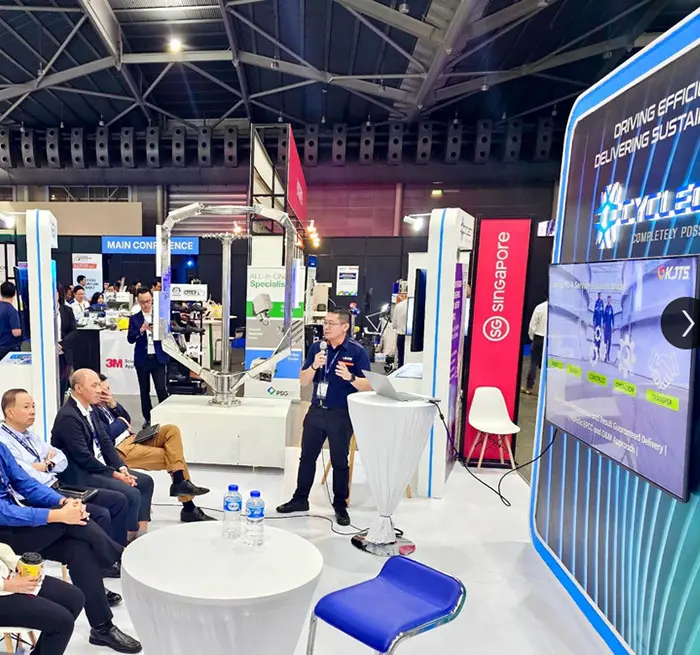 Speaker and attendees at the PIA