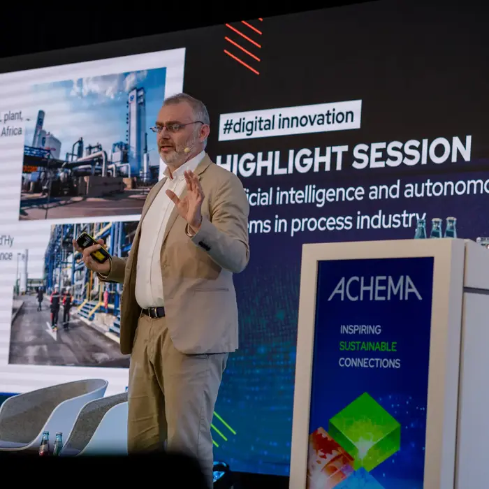 #digital innovation stage